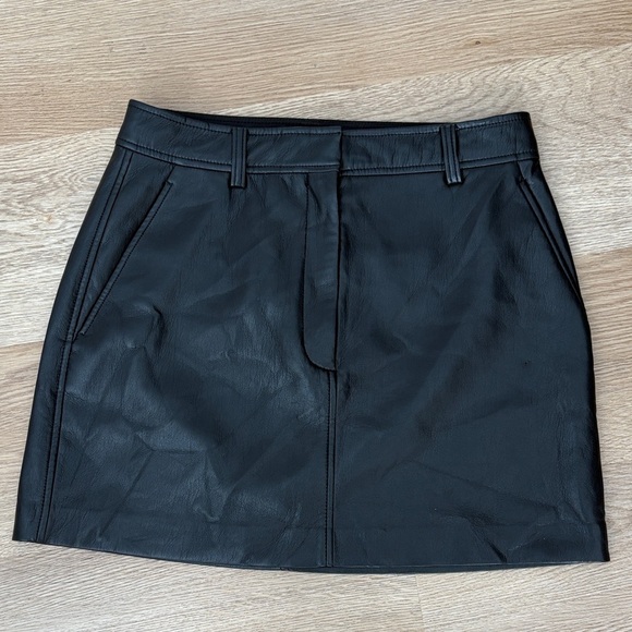 Babaton Dresses & Skirts - Babaton Black faux leather Mini Skirt